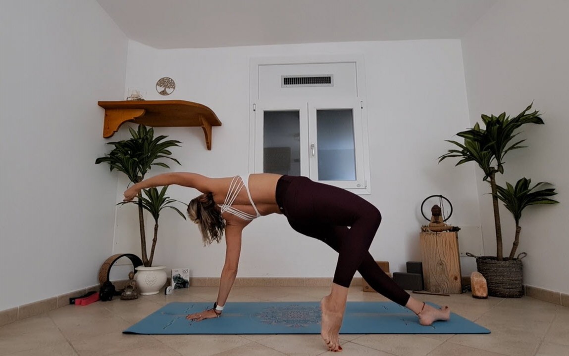 Yoga Facile: Allungamenti Laterali