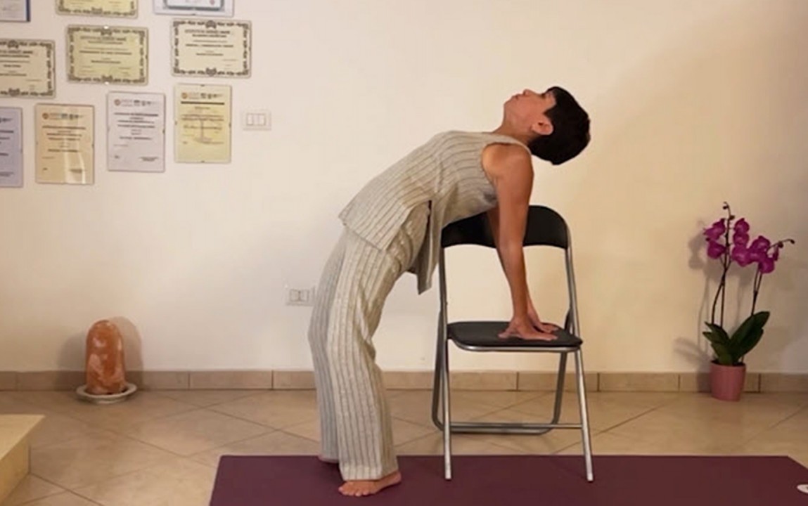 Yoga con la Sedia - Lezione 5